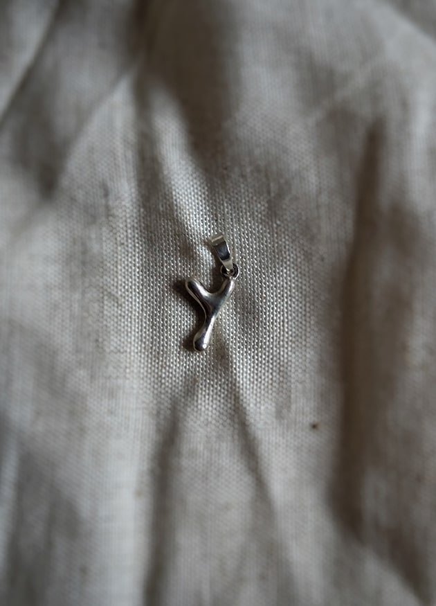 Bubbly Letter Pendant (Big Size)